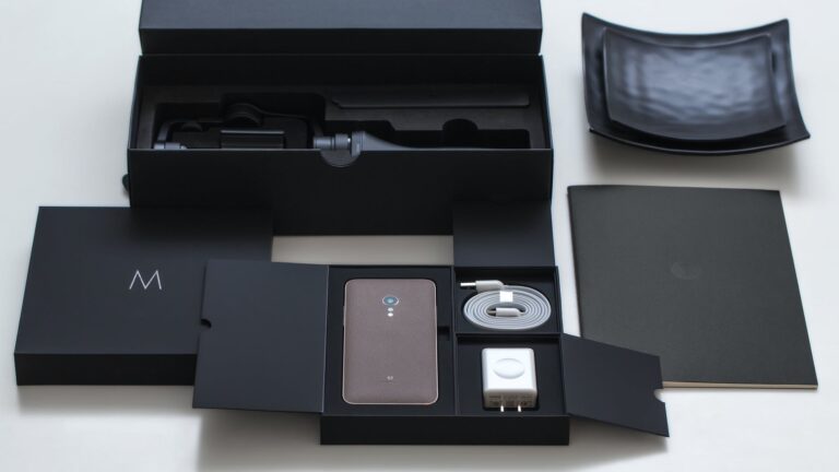 close up of electric lamp